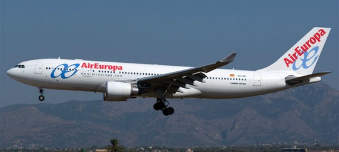 Globalia programa diez vuelos especiales para la final de la Europa League