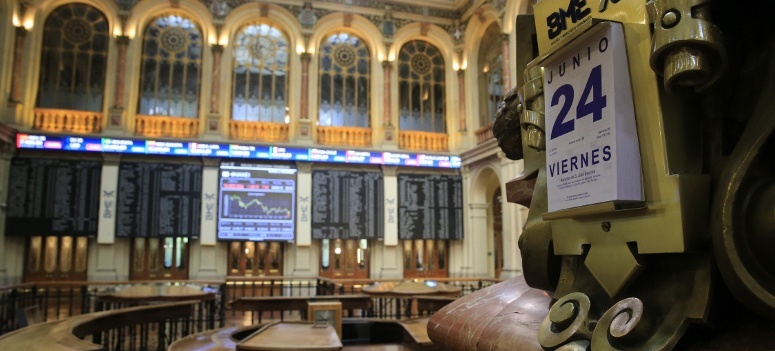 Crash en el IBEX 35: sufre la peor caída de su historia y se deja 60.000 millones