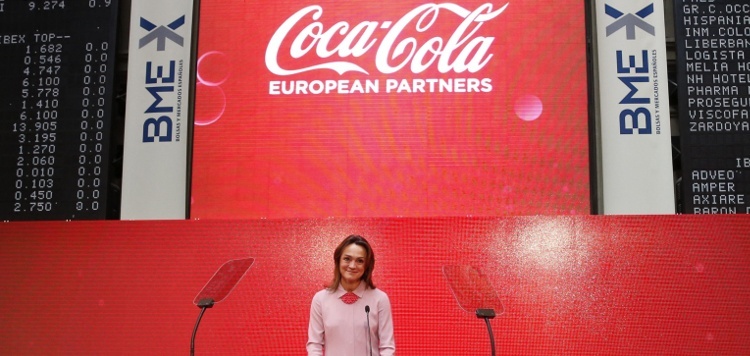 Coca-Cola European Partners gana un 1,04 % en su debut en la bolsa española