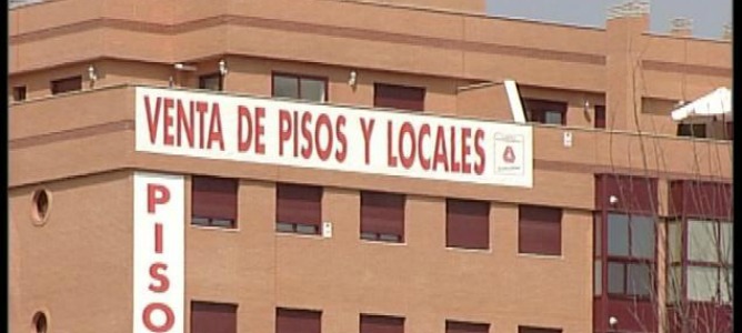 Las compraventas de viviendas bajan en mayo 53,7 %, la mayor caída en 6 años