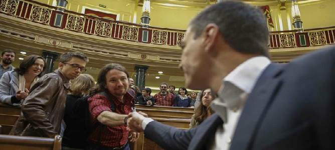 Iglesias pelotea ahora al PSOE: quiere un pacto sea quien sea su líder