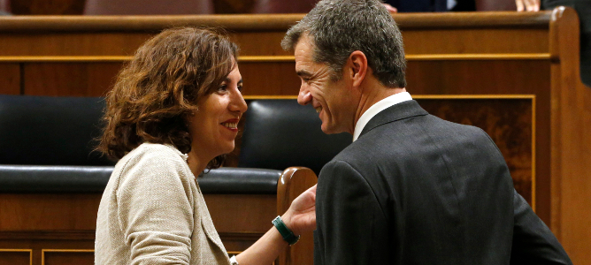 El PSOE manda a Irene Lozano a las últimas filas del Congreso