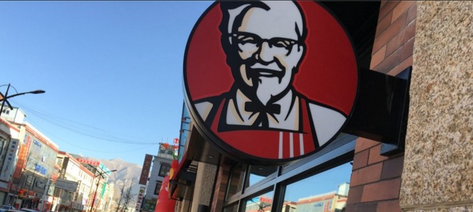 Encuentran bacterias fecales en el hielo de un restaurante de KFC