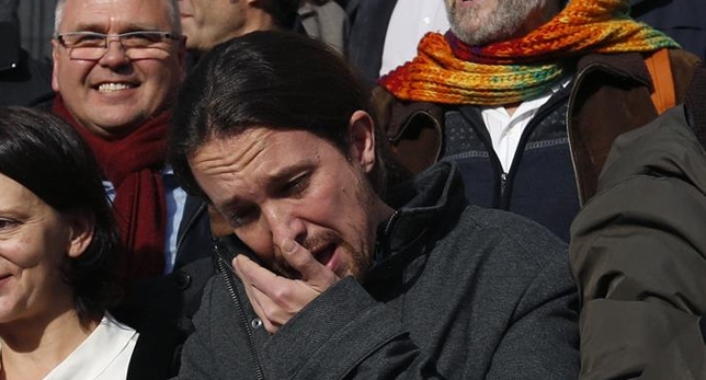 A Pablo Iglesias se le desarma Podemos y ‘traga’ con las agrupaciones