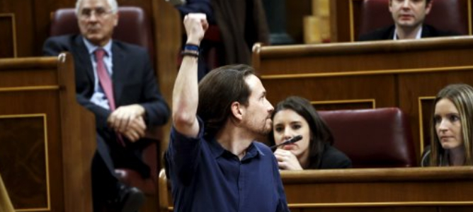 Moody’s descarta subir la nota de España por el peligro de Podemos