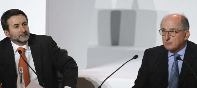 El beneficio de Repsol se hunde un 43%