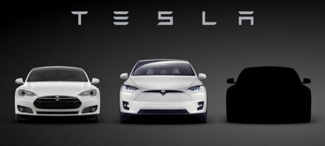 Los Tesla ya se aparcan solos