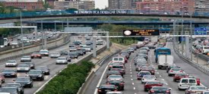 Los carburantes se encarecen para el Puente de Mayo