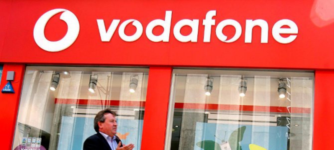 Vodafone facturó 11.201 millones de euros en tercer trimestre, un 4,7 % menos que el año anterior