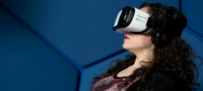 Fundación Telefónica presenta el primer showroom de realidad virtual de España
