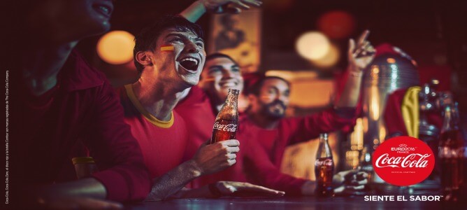 Los bares y aficionados, protagonistas de la campaña de Coca Cola para la Eurocopa 2016