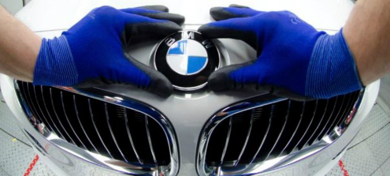 BMW llama a revisión a 480.000 automóviles por el airbag de Takata