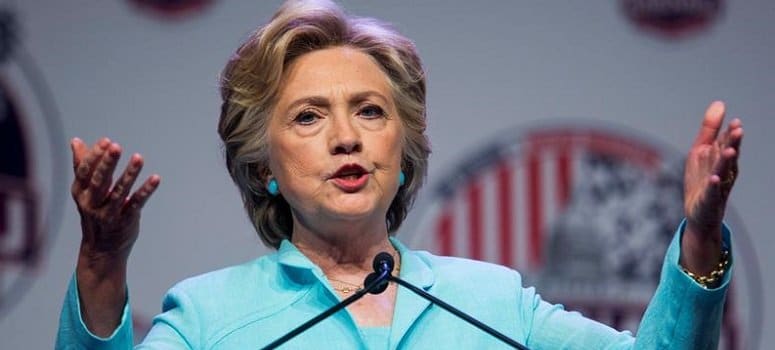 ¿Tiene Hilary Clinton secuelas de su conmoción cerebral?
