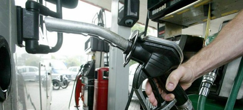 El impuesto al diésel hace peligrar los Presupuestos