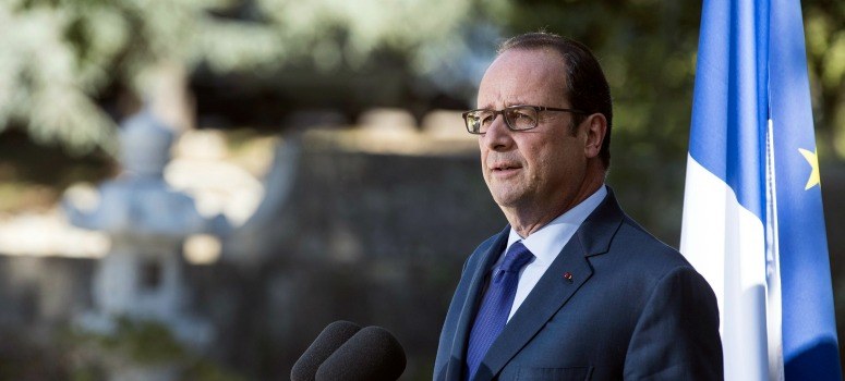 Hollande deja fuera de la bajada de impuestos a los matrimonios