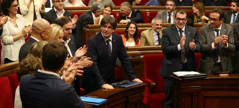 Puigdemont anuncia referéndum en septiembre de 2017 con o sin aval del Estado