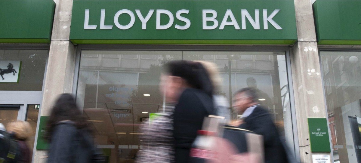 El banco británico Lloyds suprime 1.070 empleos