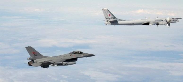 Dos bombarderos rusos en Bilbao alertan de una nueva Guerra Fría