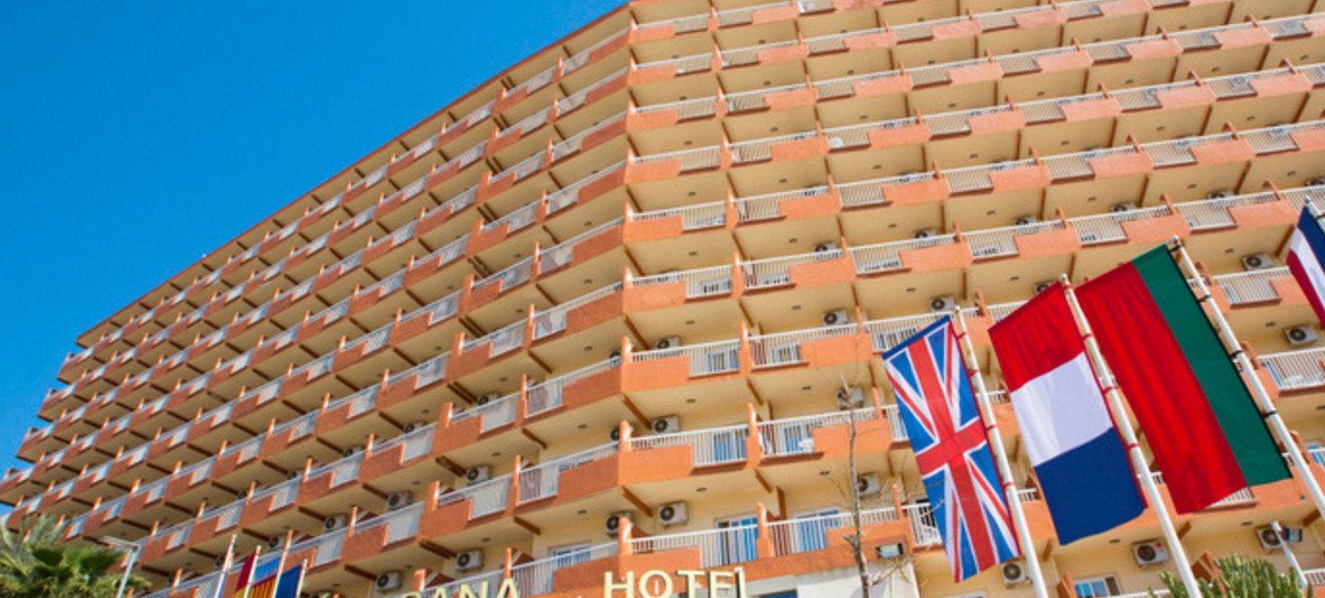 Los «rufianes» británicos se ceban con los hoteles españoles