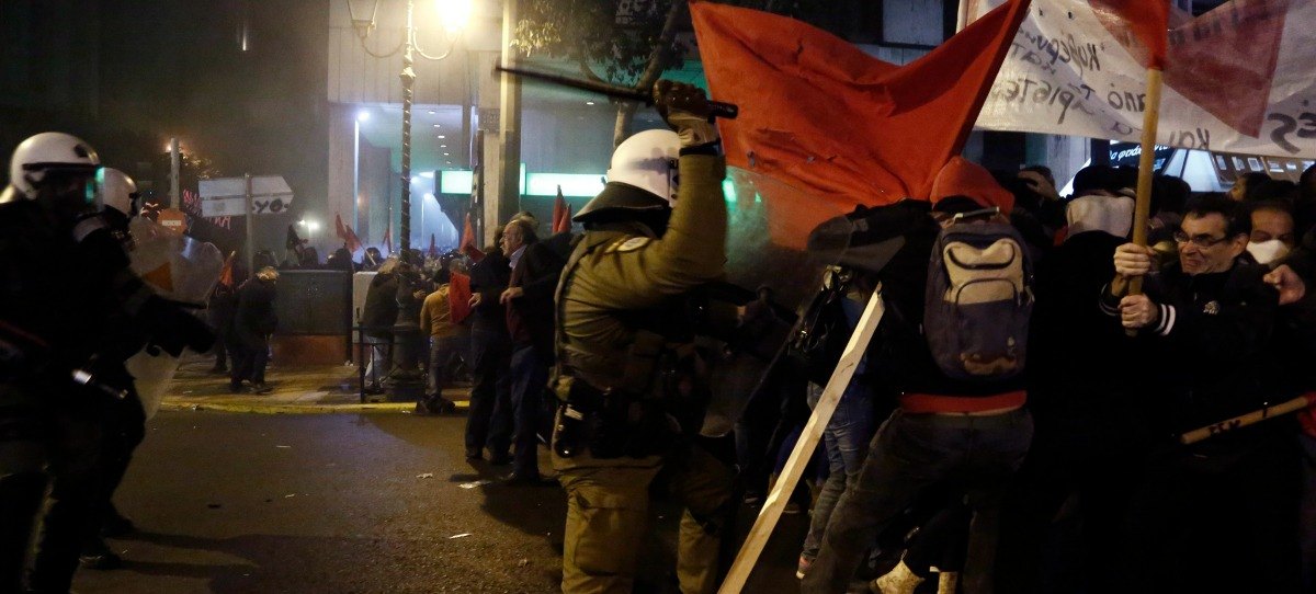 Los desencantados con Syriza la empreden contra Obama