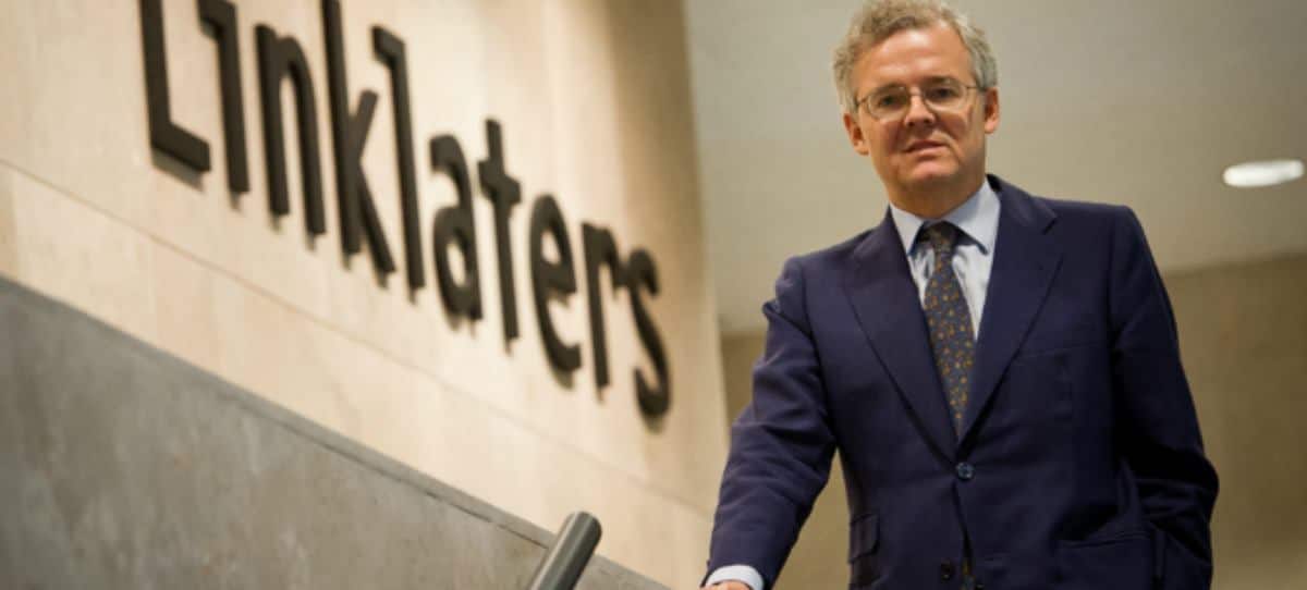 Sebastián Albella, participó como socio de Linklaters, en el consejo del Popular que aprobó la ampliación de 2016