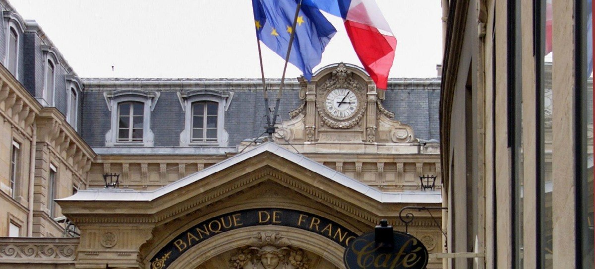 Banco de Francia pide una Europa