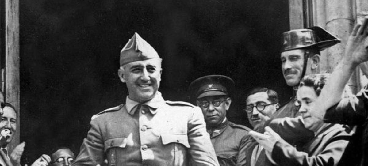 La Fundación Francisco Franco: «Ni fusiló a nadie, ni dictó condenas a muerte»