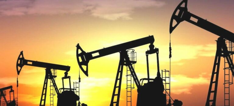 El precio del petróleo se desploma