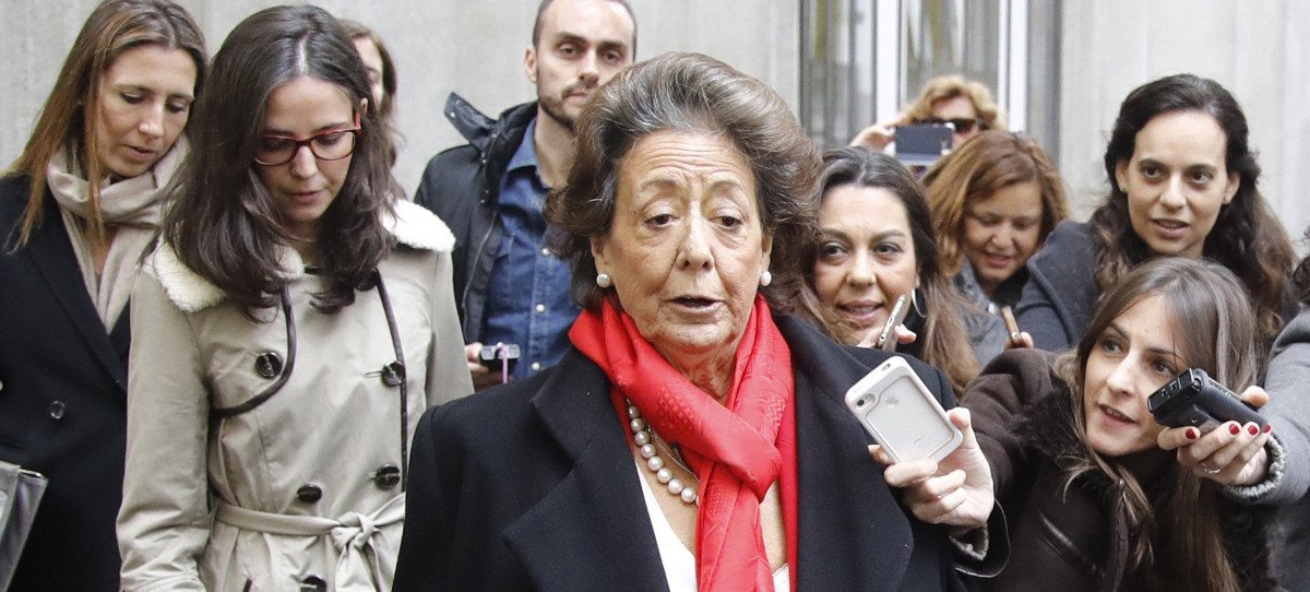 Rita Barberá atendida tras sufrir un infarto en un hotel de Madrid