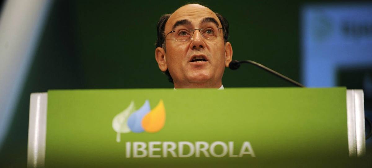 Iberdrola pierde 200.000 clientes y sube la deuda hasta los 29.414 millones