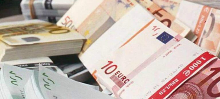 Billetes euros.