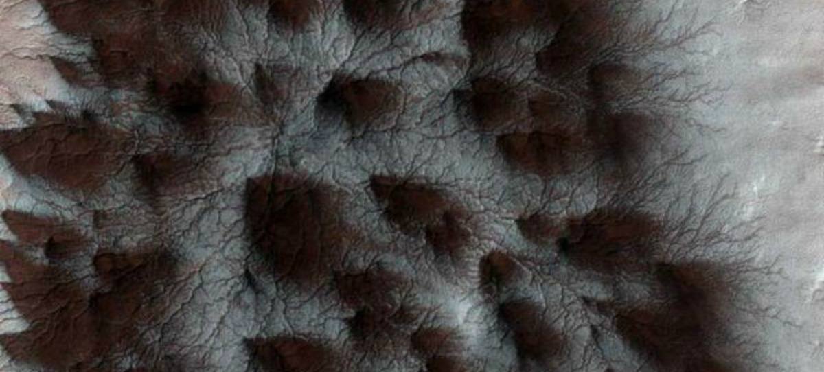 Nuevas imágenes de la NASA muestran las impresionantes 'arañas' de Marte
