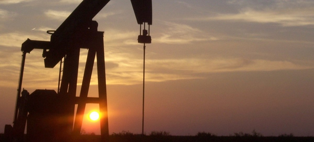 La OPEP y Rusia se reúnen para fijar el nivel de su oferta de crudo