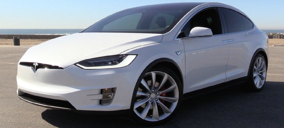El Corte Inglés vende coches de Tesla en una corta promoción