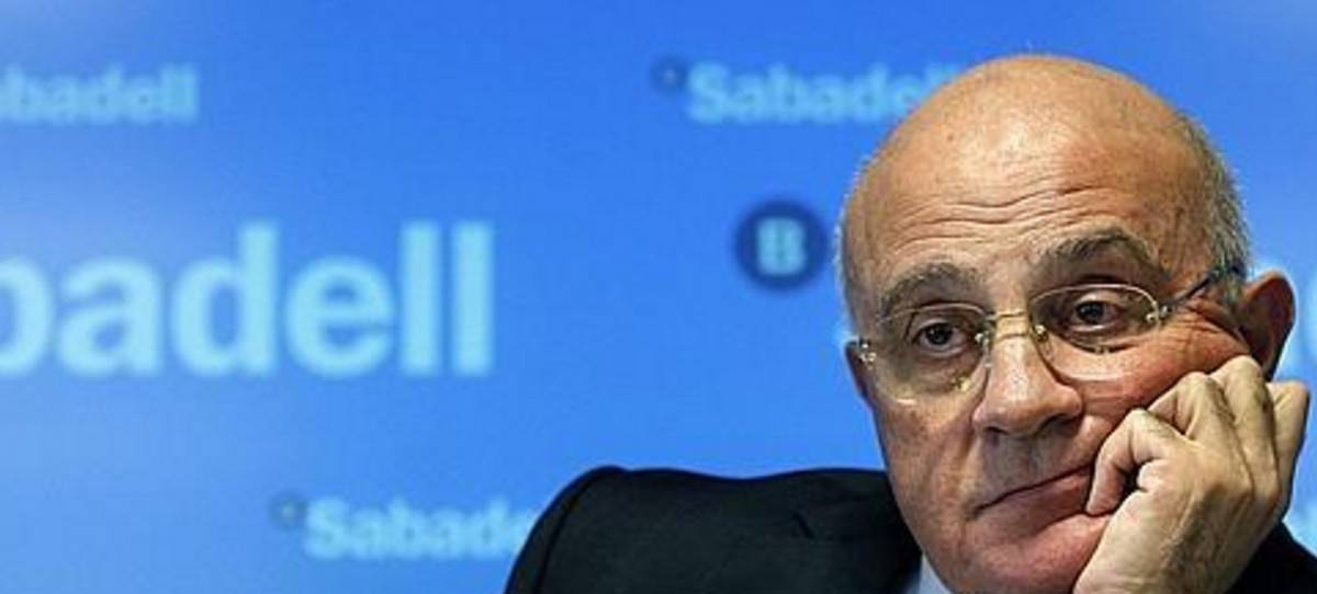 Oliu advierte de unos malos resultados en el Sabadell por el TSB