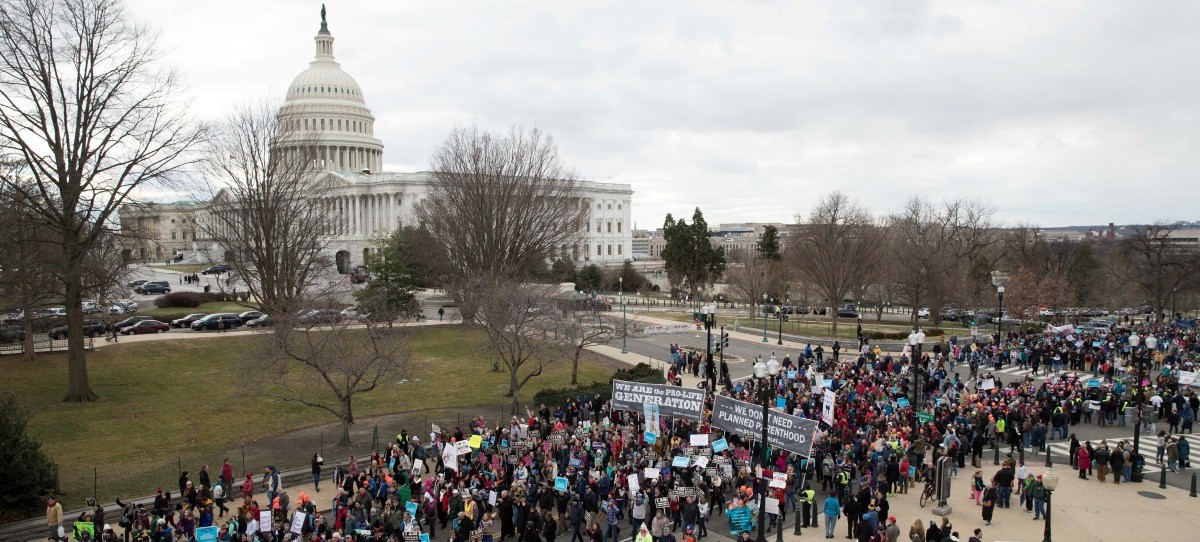 Decenas de miles de personas protestan contra el aborto en Washington