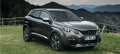 Los SUV entran en una nueva era de conectividad con el Peugeot 3008
