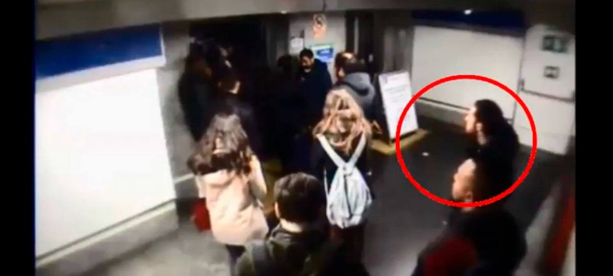 Así robaba el carterista más buscado del Metro de Madrid