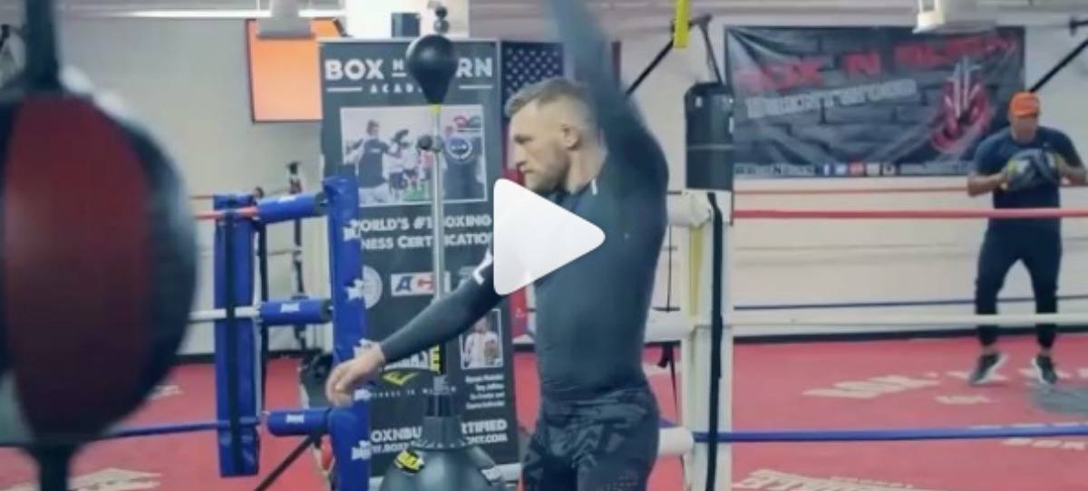 Conor McGregor muestra en Instagram sus dotes como boxeador
