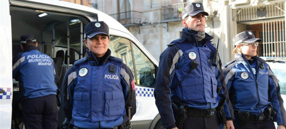 La Policía Municipal de Madrid estrena uniforme con críticas: 'parece un chándal'