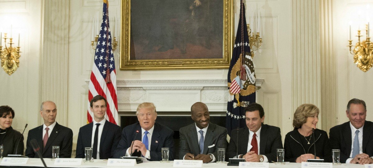 Trump, a las mayores empresas de EE.UU: "Devuelvan el empleo a nuestro país"