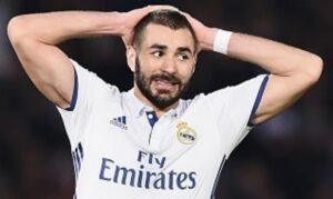 Benzema, cada vez más lejos del Real Madrid