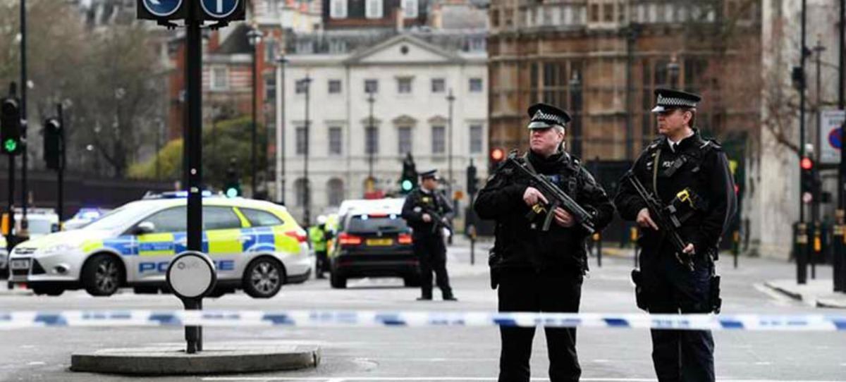 Cuatro detenidos en el este de Londres por planear un ataque terrorista