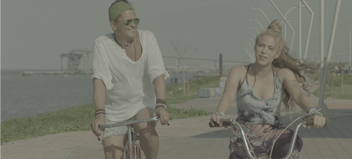 Carlos Vives y Shakira demandados por plagio por su tema "La bicicleta"
