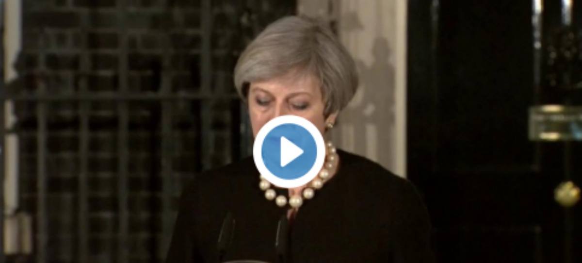 May condena el "repulsivo" atentado ante el Parlamento de Londres