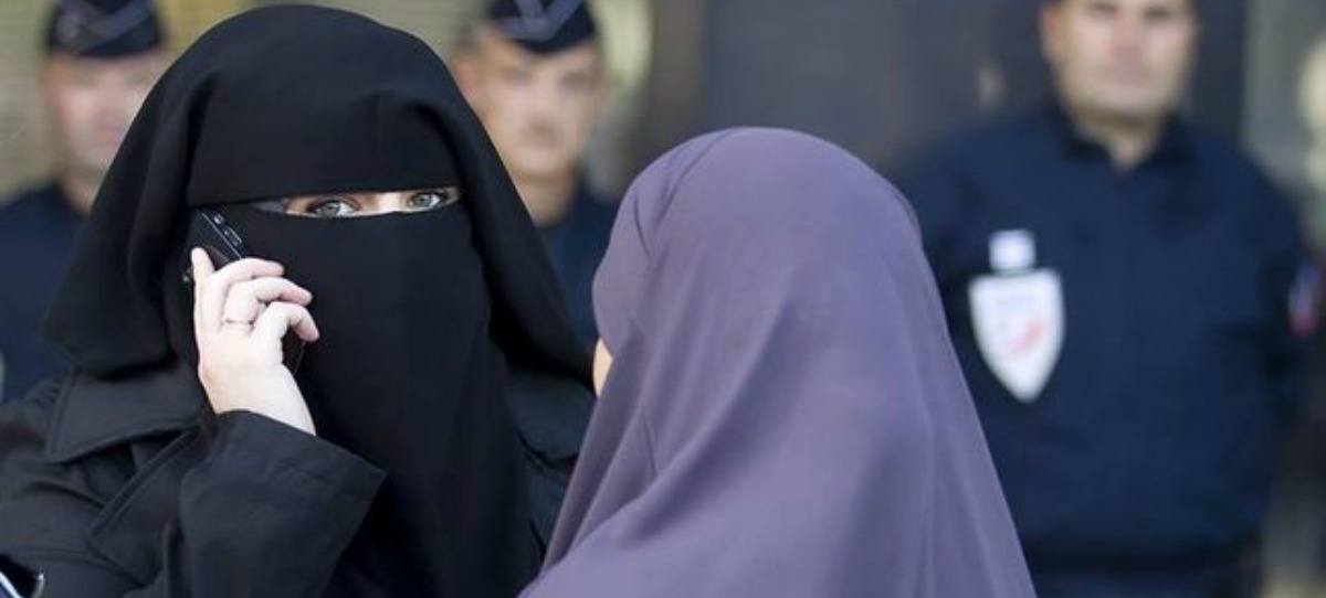 Alemania prohíbe el velo integral islámico a las empleadas del Estado