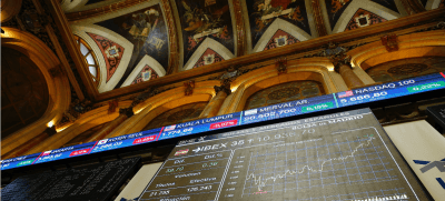 El IBEX 35 sube un 0,63% y acaba con dos semanas en negativo