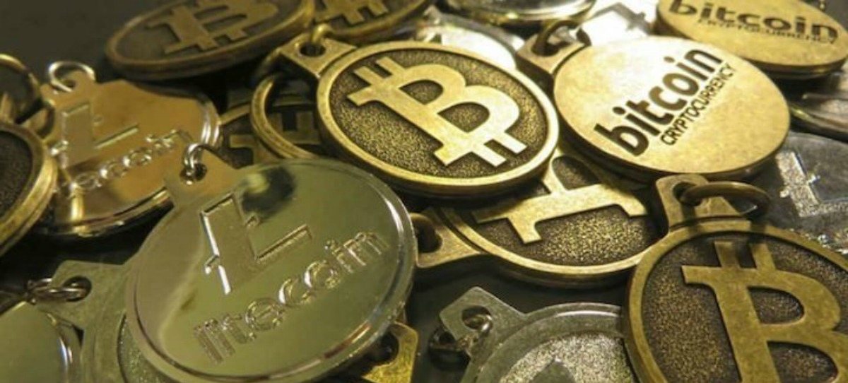El bitcoin alcanza un nuevo récord histórico de 8.200 dólares