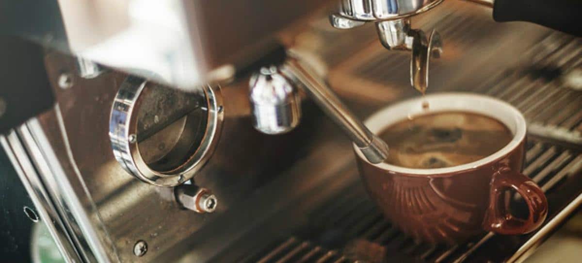 Máquinas de café en casa, enemigos de la salud según un estudio