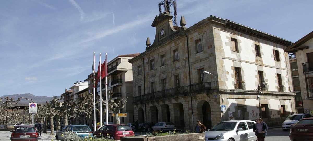‘Tiro al fatxa’: Tirar piedras a lo que tenga que ver con España en un pueblo de Navarra